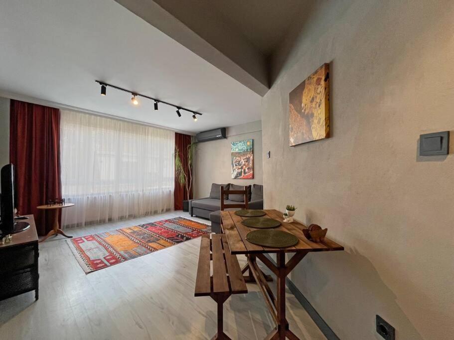 Central & Cosy Flat For 4 Person Istanbul Exterior photo